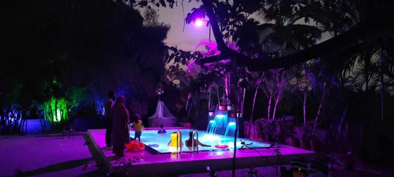 Three Roots Holiday Home Resort 苏丹巴特利 外观 照片