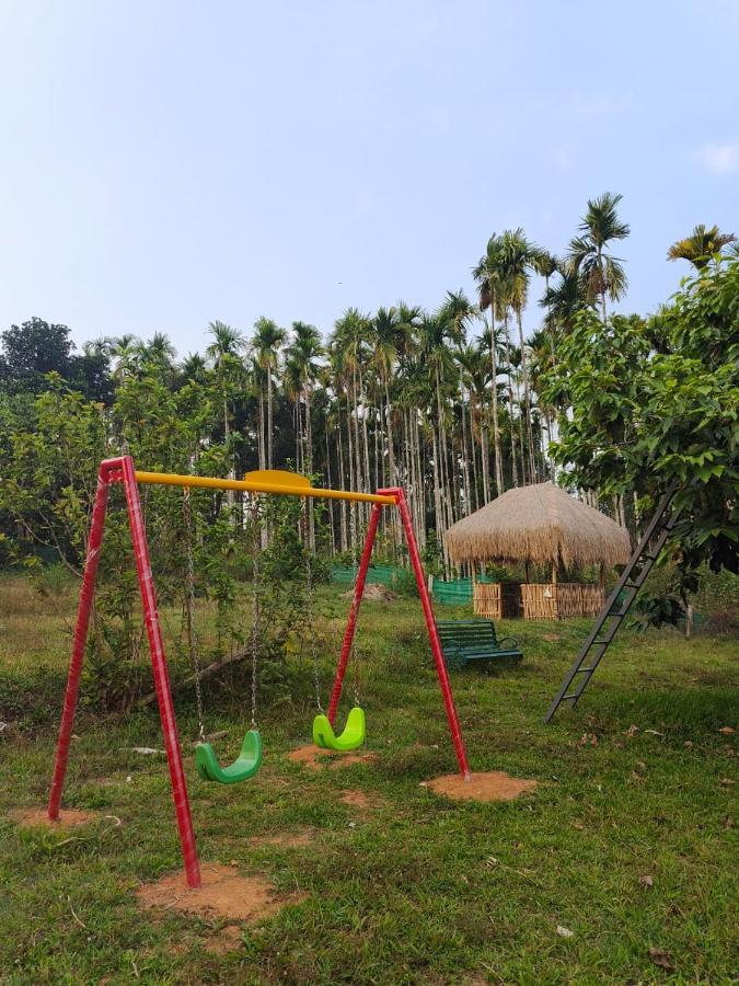 Three Roots Holiday Home Resort 苏丹巴特利 外观 照片