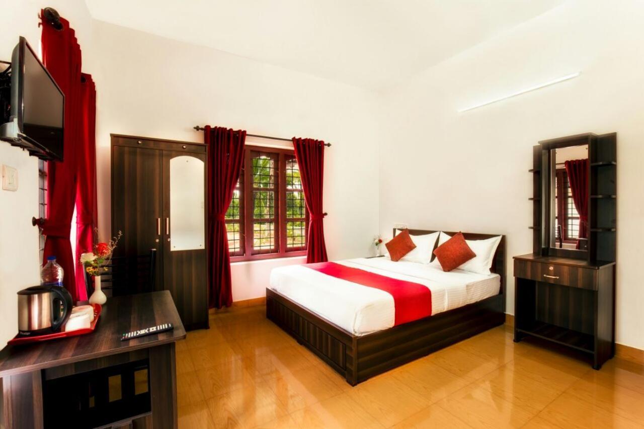 Three Roots Holiday Home Resort 苏丹巴特利 外观 照片